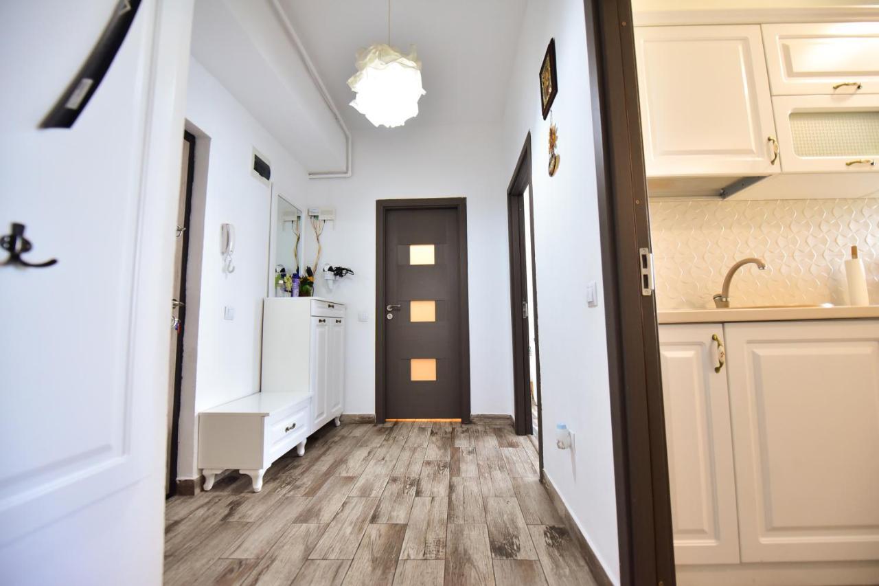 Flh - Mountain View Apartment Sibiu Exteriör bild